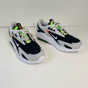 WOMEN NIKE AIR MAX BOLT SIZE 7